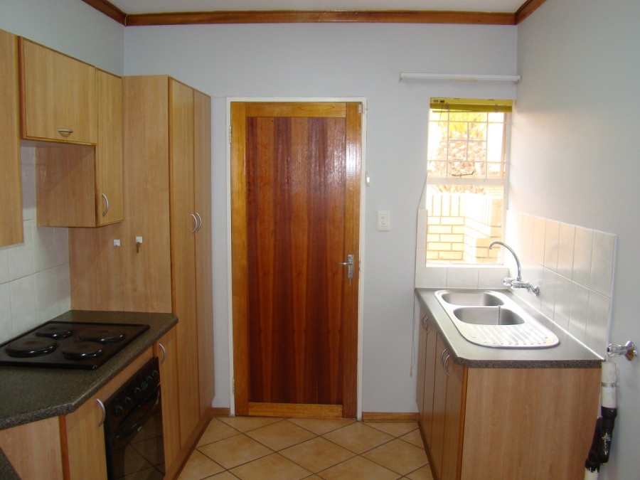 2 Bedroom Property for Sale in Langenhovenpark Free State
